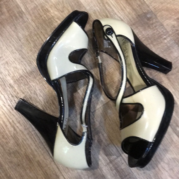 Tribeca by Kenneth Cole Platform Sandal Heels